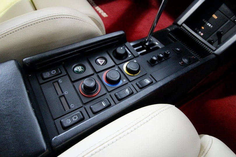 Ferrari Testarossa The Supercar Rooms (19)