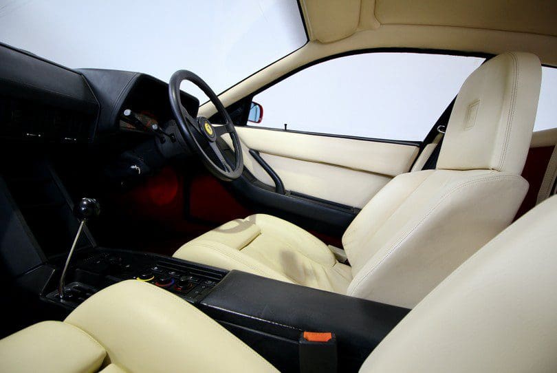 Ferrari Testarossa The Supercar Rooms (21)