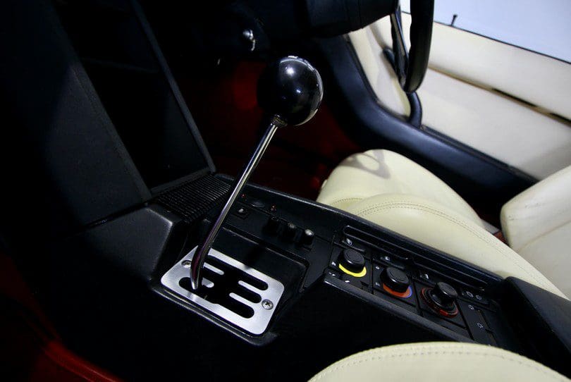 Ferrari Testarossa The Supercar Rooms (22)