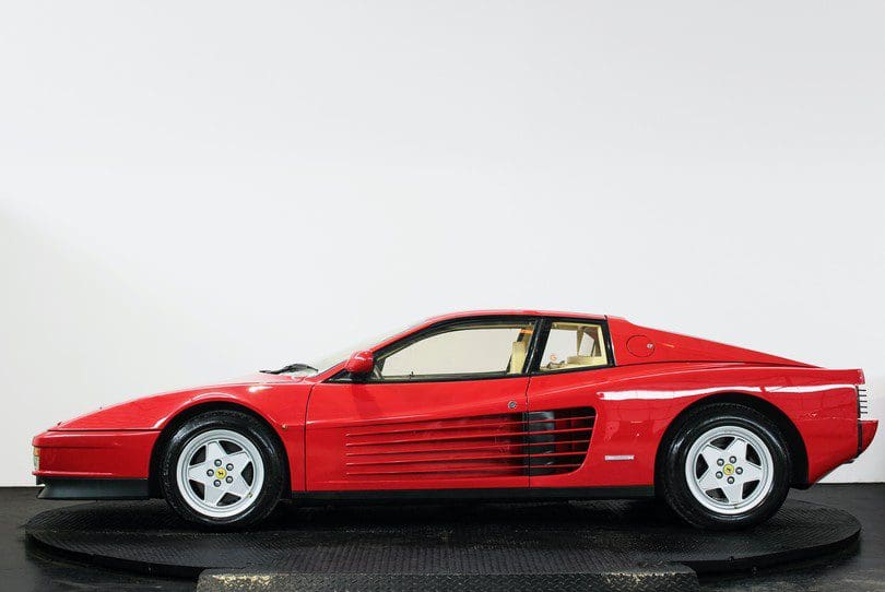 Ferrari Testarossa The Supercar Rooms (6)