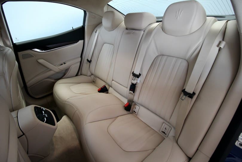 Maserati Ghibli The Supercar Rooms (35)