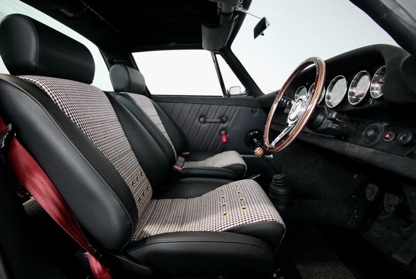 Porsche 911 Targa Restomod The Supercar Rooms (10)