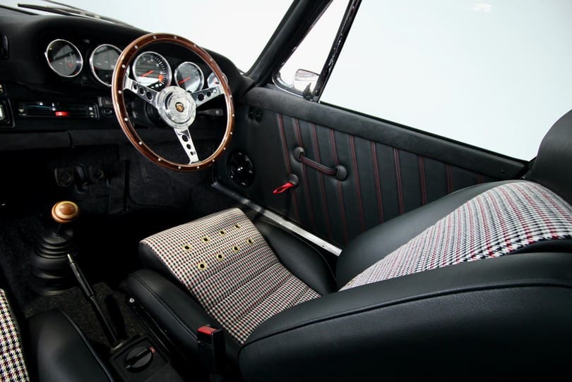 Porsche 911 Targa Restomod The Supercar Rooms (21)