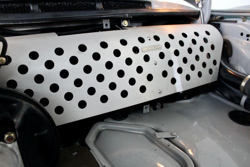 Porsche 911 Targa Restomod The Supercar Rooms (34)