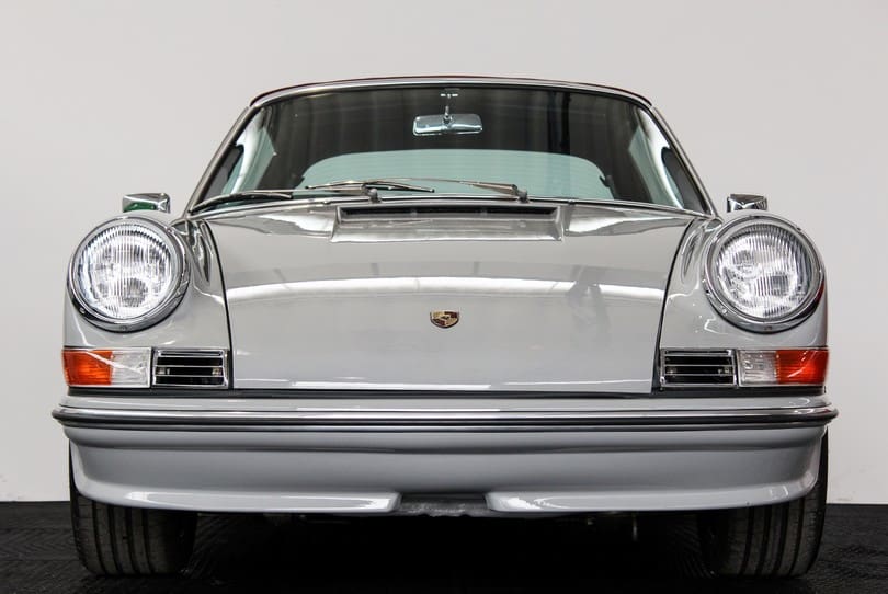 Porsche 911 Targa Restomod The Supercar Rooms (73)