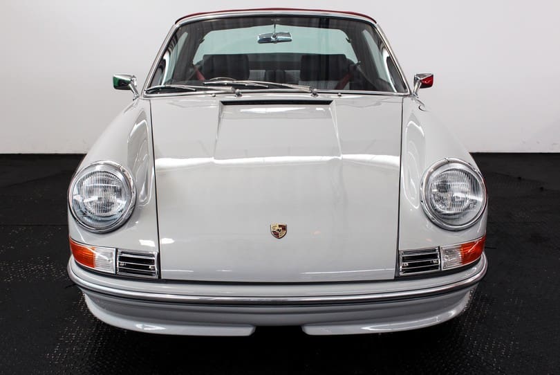 Porsche 911 Targa Restomod The Supercar Rooms (74)