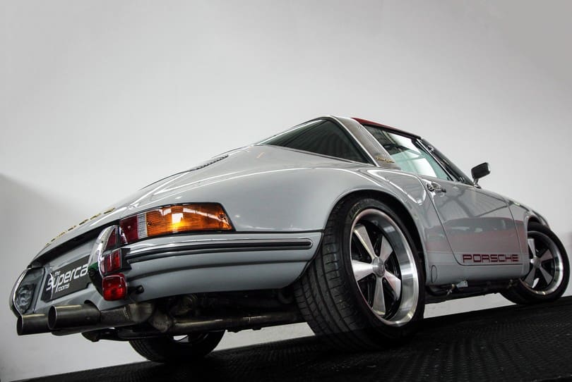 Porsche 911 Targa Restomod The Supercar Rooms (80)
