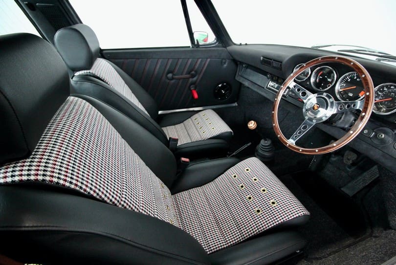 Porsche 911 Targa Restomod The Supercar Rooms (9)