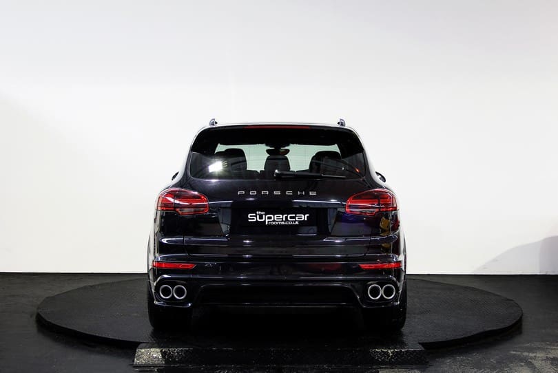 Porsche Cayenne S 4.2 Diesel The Supercar Rooms (4)