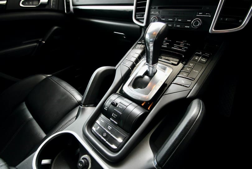 Porsche Cayenne V8s The Supercar Rooms (14)