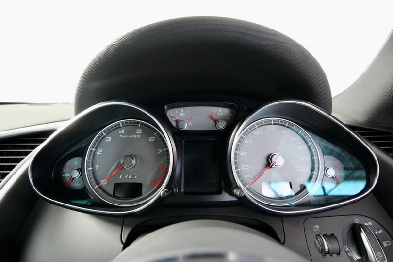 Audi R8 The Supercar Rooms (16)