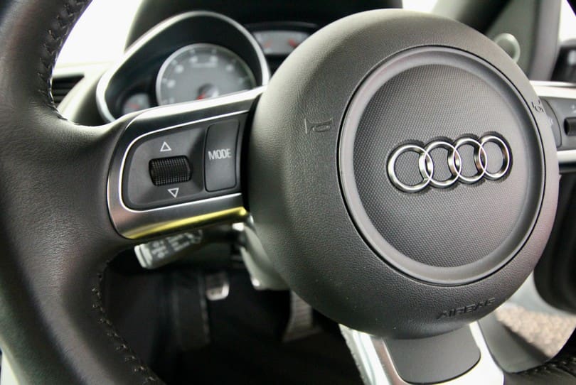 Audi R8 The Supercar Rooms (17)