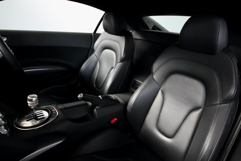 Audi R8 The Supercar Rooms (27)