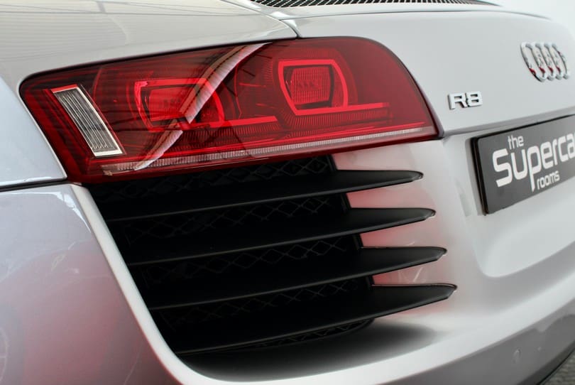 Audi R8 The Supercar Rooms (47)