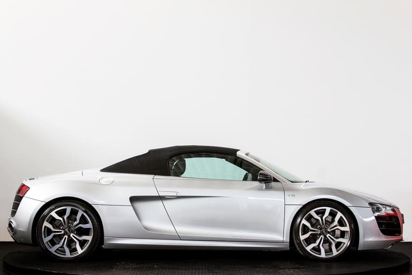 Audi R8 V10 Spyder The Supercar Rooms (10)