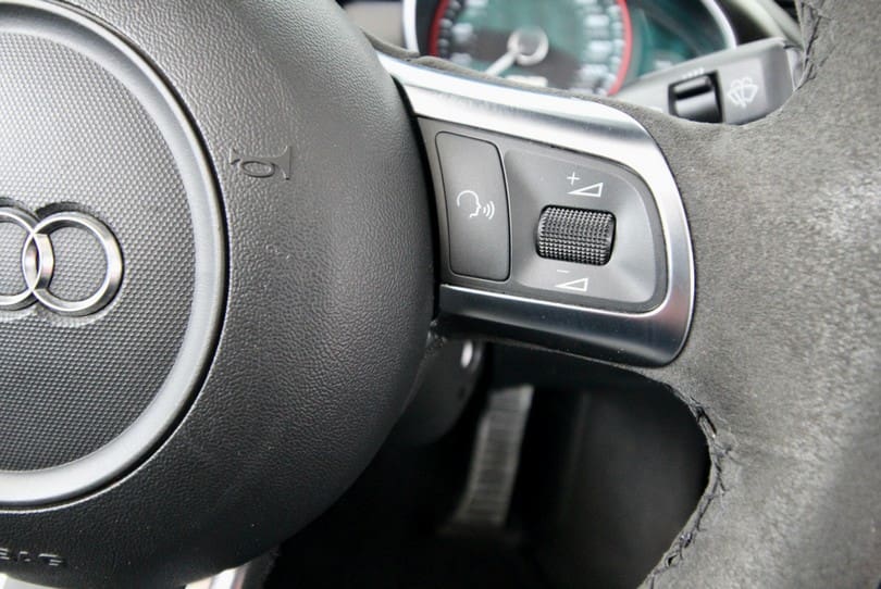 Audi R8 V10 Spyder The Supercar Rooms (21)