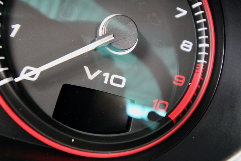 Audi R8 V10 Spyder The Supercar Rooms (23)