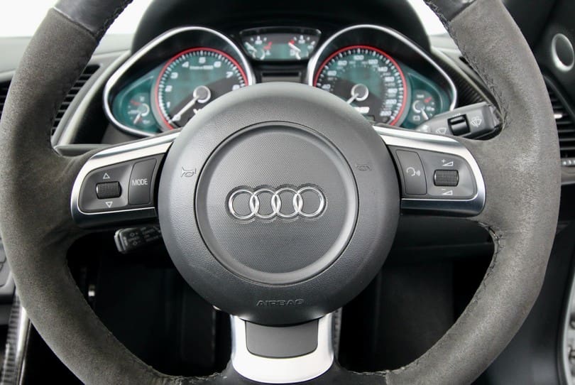 Audi R8 V10 Spyder The Supercar Rooms (25)