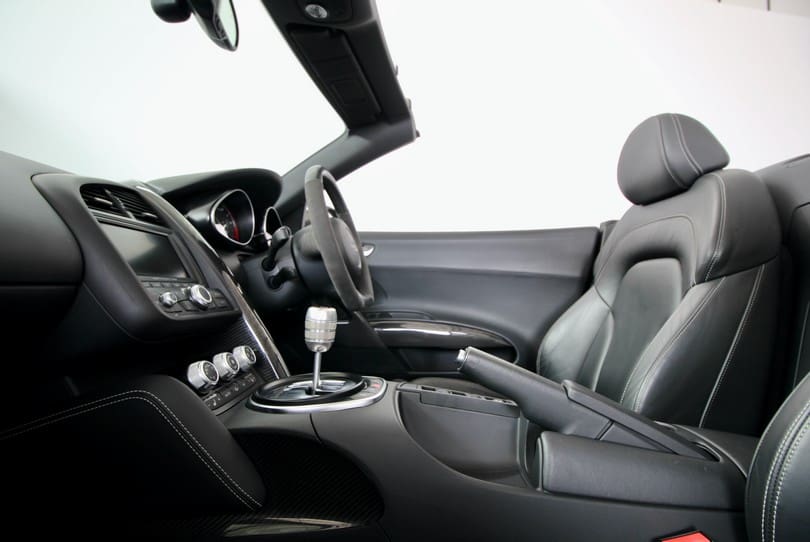 Audi R8 V10 Spyder The Supercar Rooms (34)