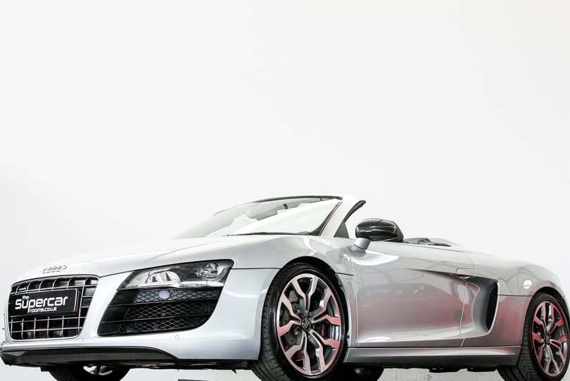 Audi R8 V10 Spyder The Supercar Rooms (58)