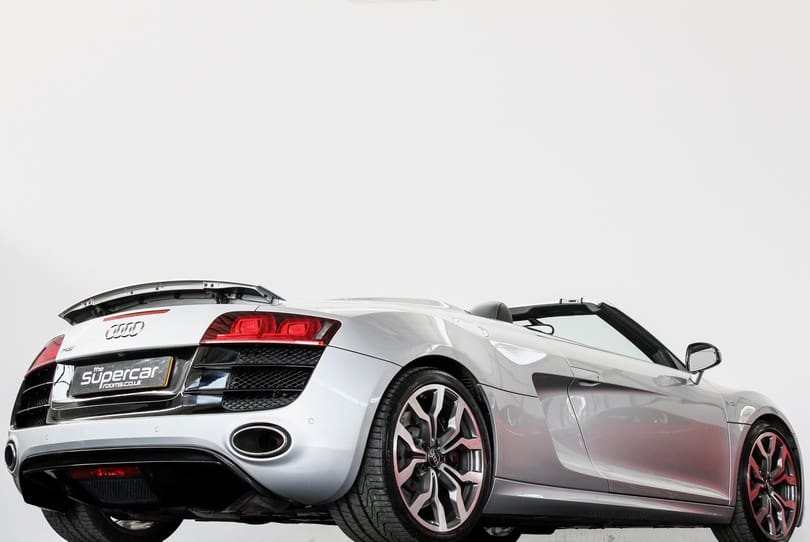 Audi R8 V10 Spyder The Supercar Rooms (59)