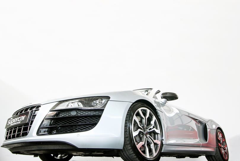 Audi R8 V10 Spyder The Supercar Rooms (60)