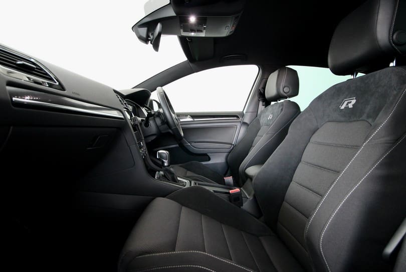 Vw Golf R 7.5 The Supercar Rooms (11)