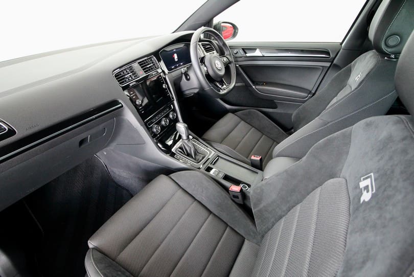 Vw Golf R 7.5 The Supercar Rooms (12)