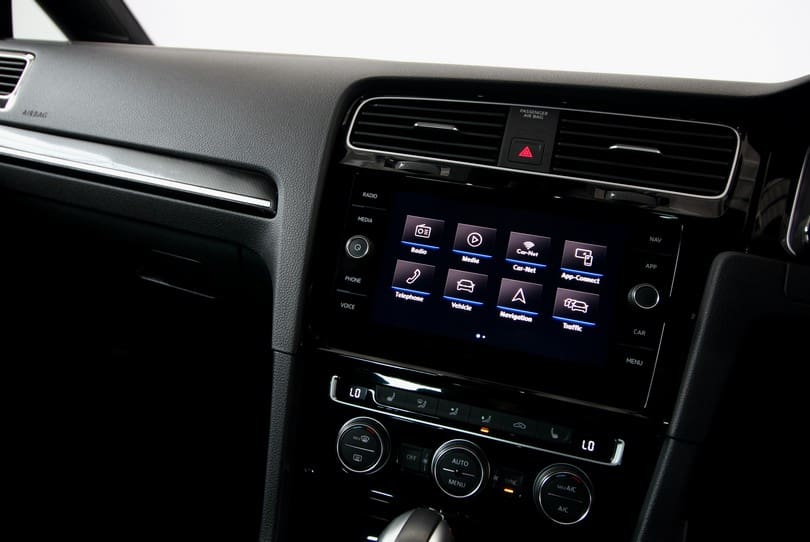 Vw Golf R 7.5 The Supercar Rooms (15)