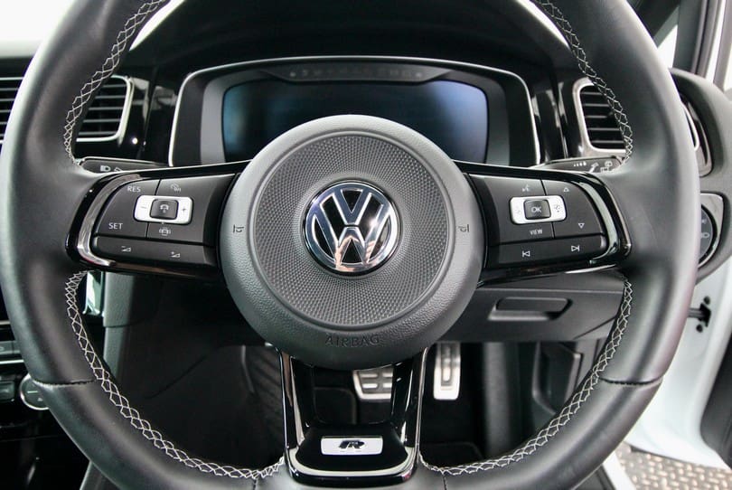 Vw Golf R 7.5 The Supercar Rooms (20)