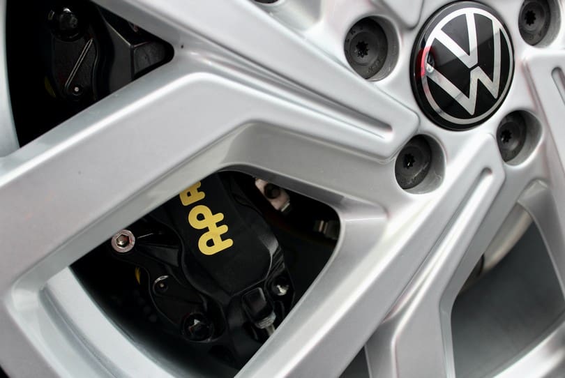 Vw Golf R 7.5 The Supercar Rooms (38)