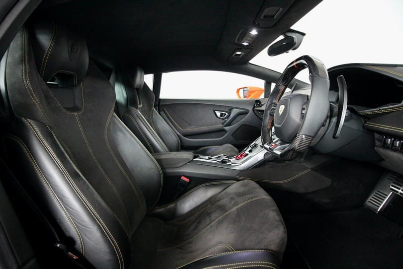 Lamborghini Huracan The Supercar Rooms (10)