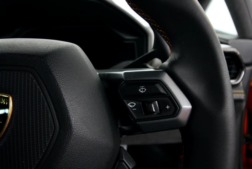 Lamborghini Huracan The Supercar Rooms (18)