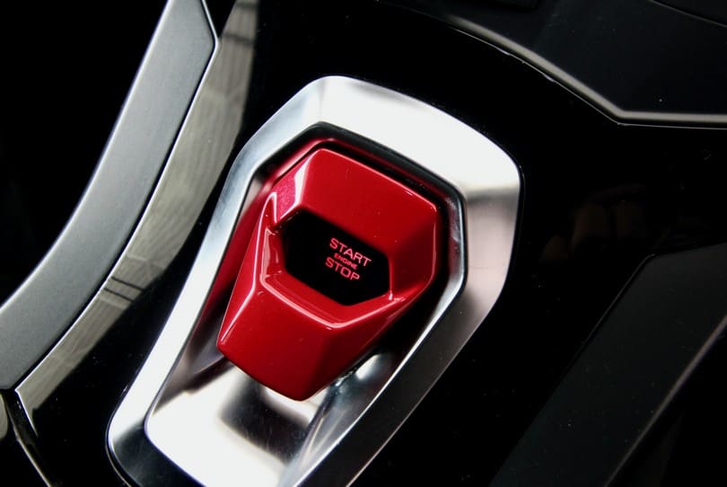 Lamborghini Huracan The Supercar Rooms (21)