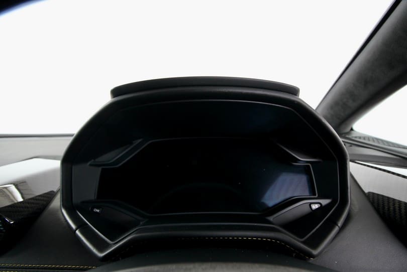 Lamborghini Huracan The Supercar Rooms (25)