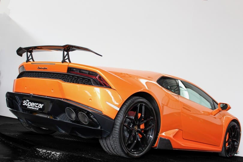 Lamborghini Huracan The Supercar Rooms (60)