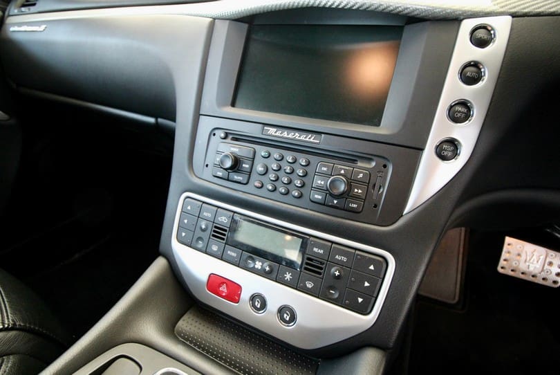 Maserati Granturismo S The Supercar Rooms (16)