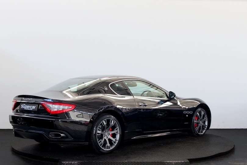 Maserati Granturismo S The Supercar Rooms (3)