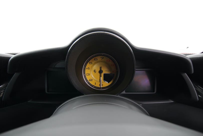 Ferrari 488 Gtb The Supercar Rooms (22)