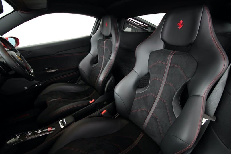 Ferrari 488 Gtb The Supercar Rooms (31)