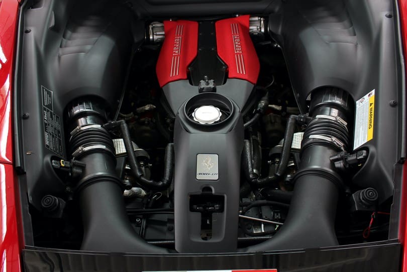 Ferrari 488 Gtb The Supercar Rooms (38)