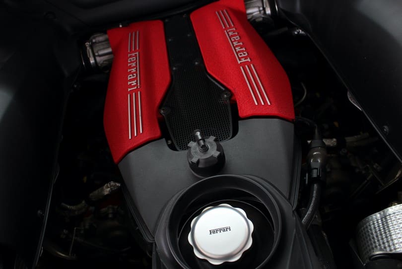 Ferrari 488 Gtb The Supercar Rooms (39)