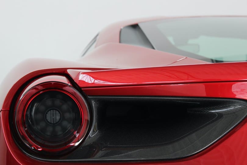 Ferrari 488 Gtb The Supercar Rooms (46)