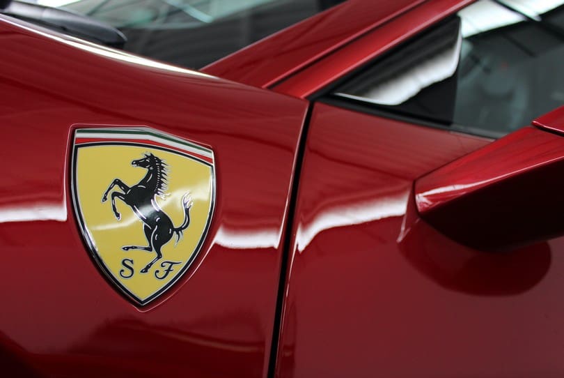 Ferrari 488 Gtb The Supercar Rooms (48)