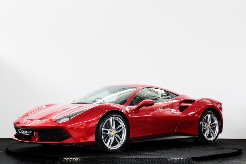 Ferrari 488 Gtb The Supercar Rooms (7)
