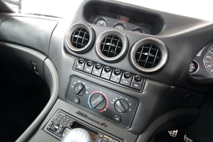 Ferrari 550 Maranello The Supercar Rooms (15)