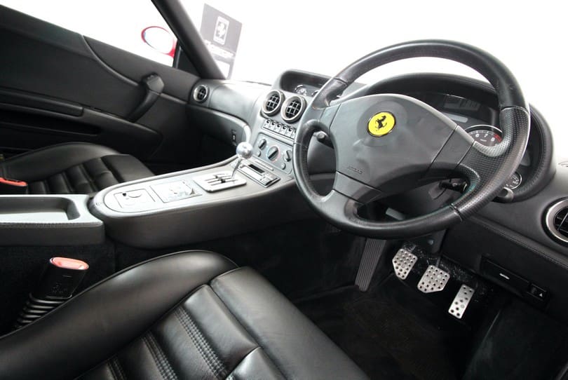 Ferrari 550 Maranello The Supercar Rooms (17)