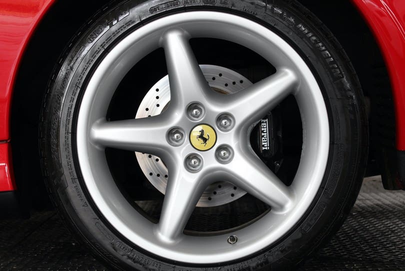 Ferrari 550 Maranello The Supercar Rooms (26)