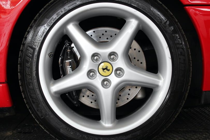 Ferrari 550 Maranello The Supercar Rooms (29)