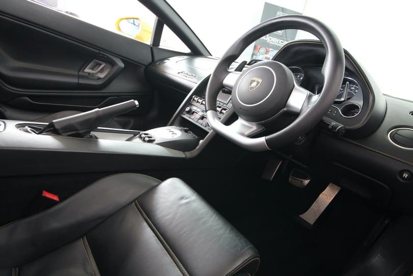 Lamborghini Gallardo Lp560 4 Spyder The Supercar Rooms (24)